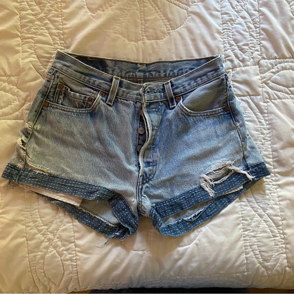 Distressed Levi vintage artist shorts 31 - Picture 1 of 5